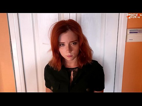 ❤️ Gwardja tas-Sigurtà Ikkastigat lil Pretty Woman għal Serq ta' Ħanut - Cum F'Ħalq ❌ Video tal-ħakk f'mt.123sex.ru ❌️